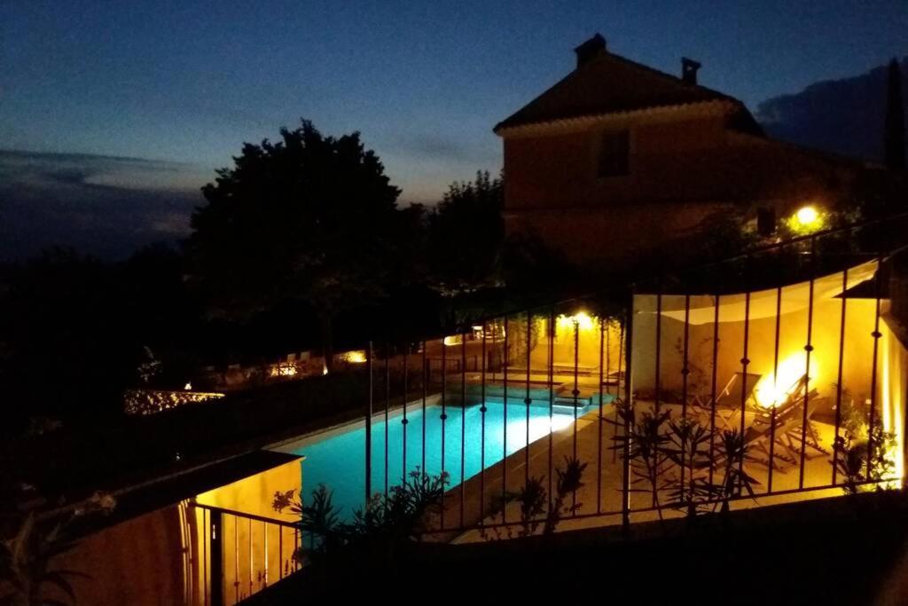 Bastide Au Milieu Des Vignes Et Des Oliviers Aupsヴィラ エクステリア 写真